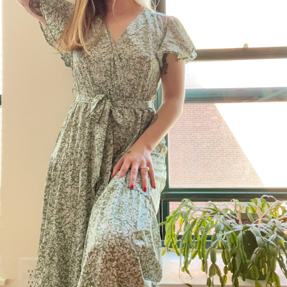 Green and White Flower Midi/Maxi Dress